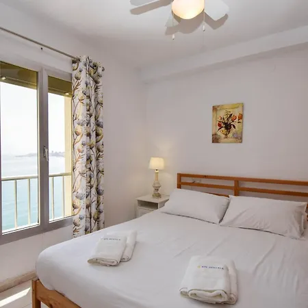 Ref 257 En Primera Linea De Playa Con Impresionantes Vistas Al Mediterraneo Apartment