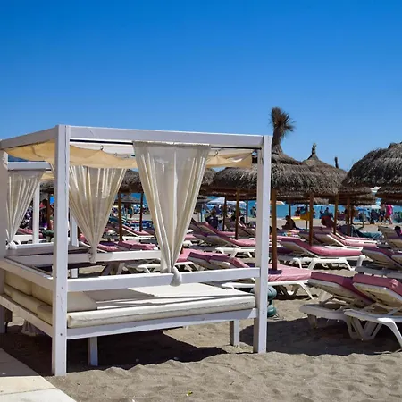 Apartment Ref 257 En Primera Linea De Playa Con Impresionantes Vistas Al Mediterraneo Fuengirola